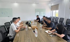 武汉洪山电商协会和谷仓海外仓走访美嘉塑料，赋能跨境出海