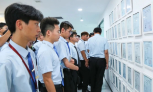 选对赛道，逆风翻盘！八维职业学校助力年轻人实现“就业自由”